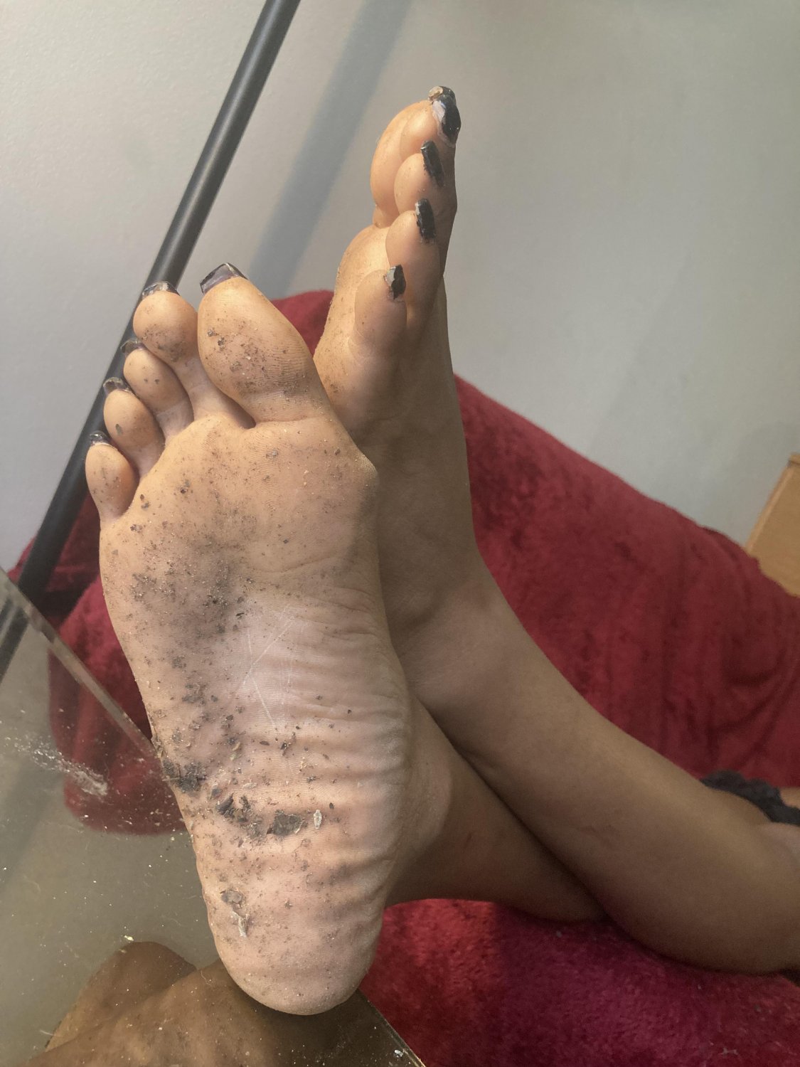 Dirtyfeet thot #CMy9z0B6