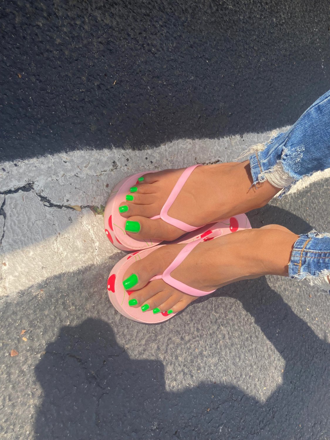 Dirtyfeet thot #QlExYMKO