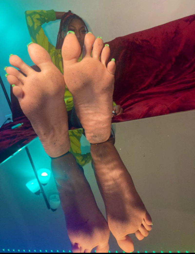 Dirtyfeet thot #f4aNd076