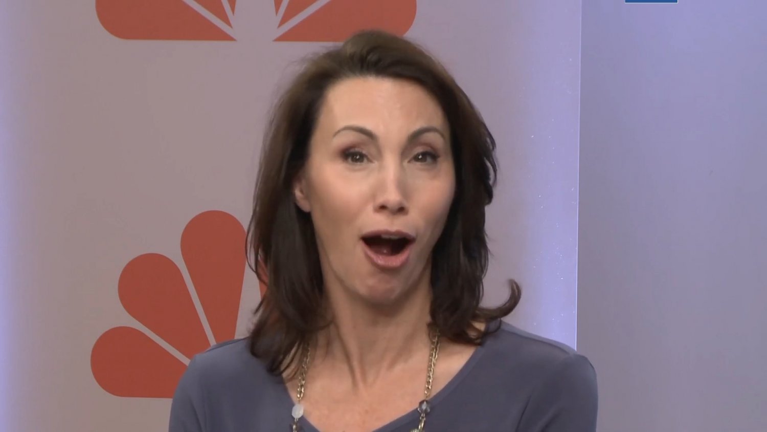 Reporter Betsy Kling Screencaps #GRQa9rfB