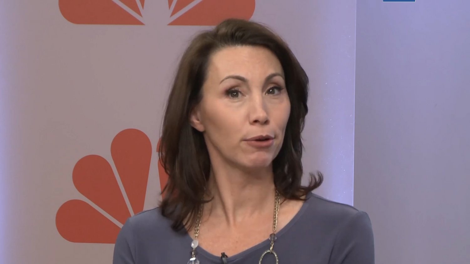 Reporter Betsy Kling Screencaps #IAIt7TGH