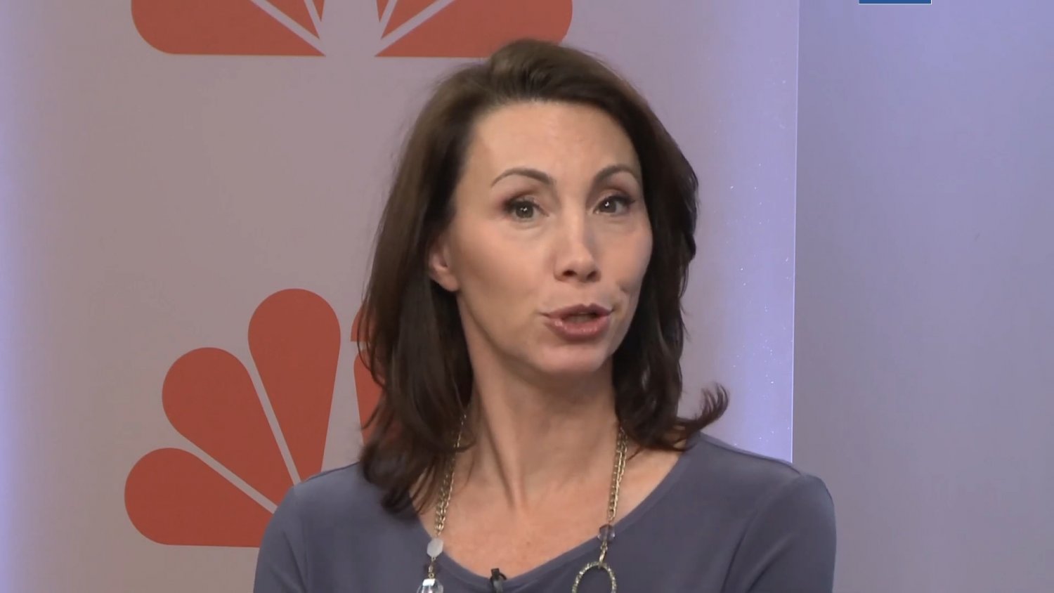 Reporter Betsy Kling Screencaps #JGDMIgHm