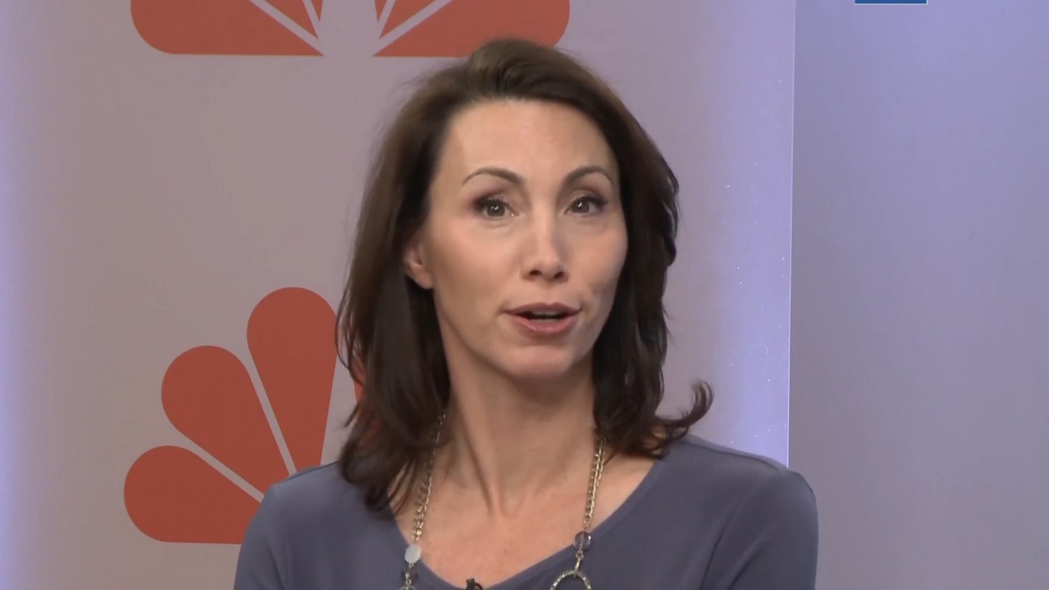 Reporter Betsy Kling Screencaps #N38BlAPv