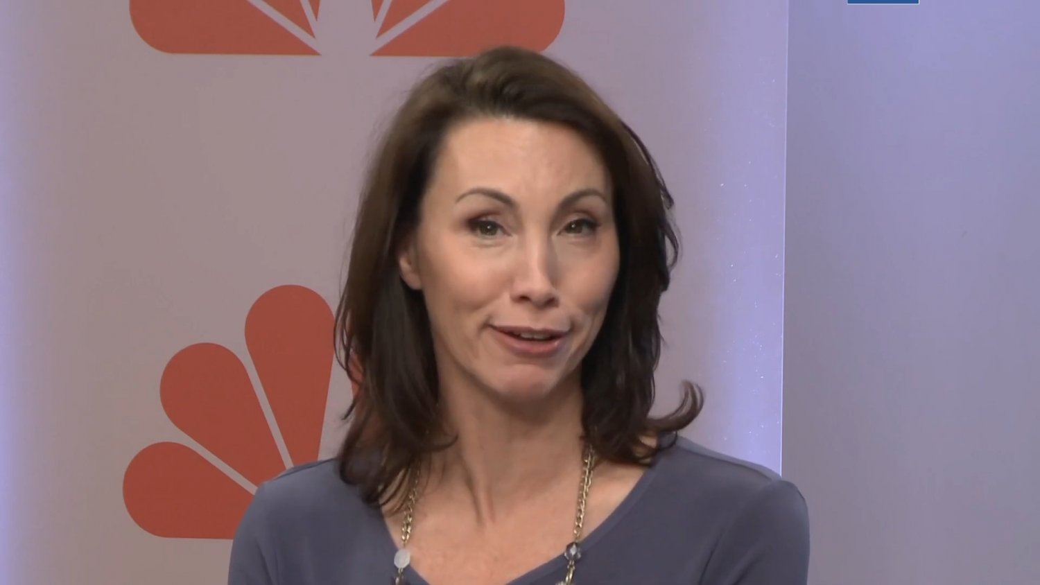 Reporter Betsy Kling Screencaps #fSk5h5xK
