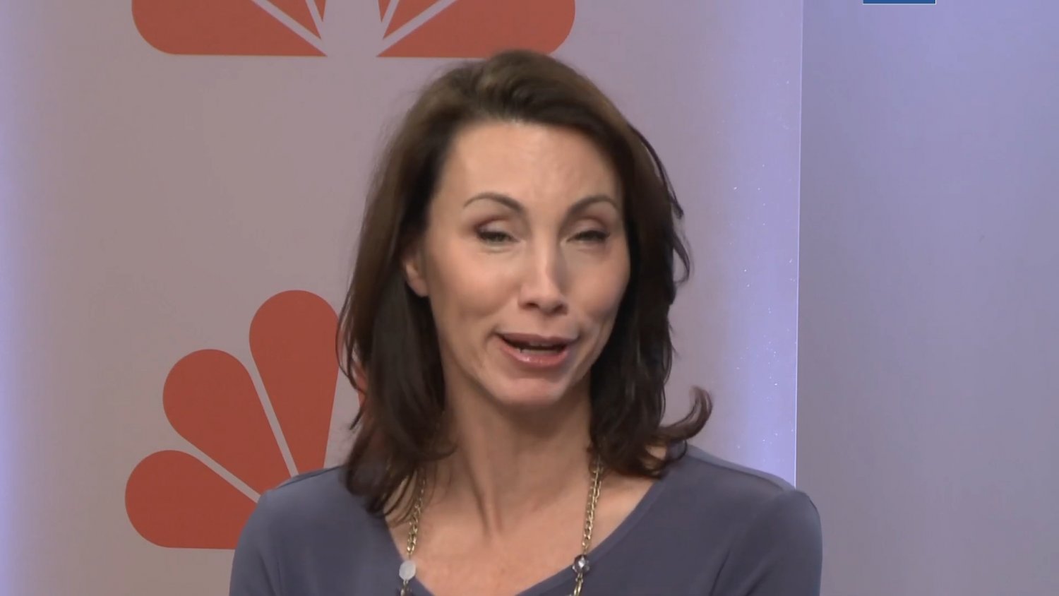 Reporter Betsy Kling Screencaps #ft6Ts289