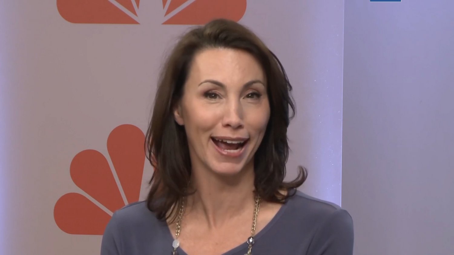 Reporter Betsy Kling Screencaps #qY6NVAkH