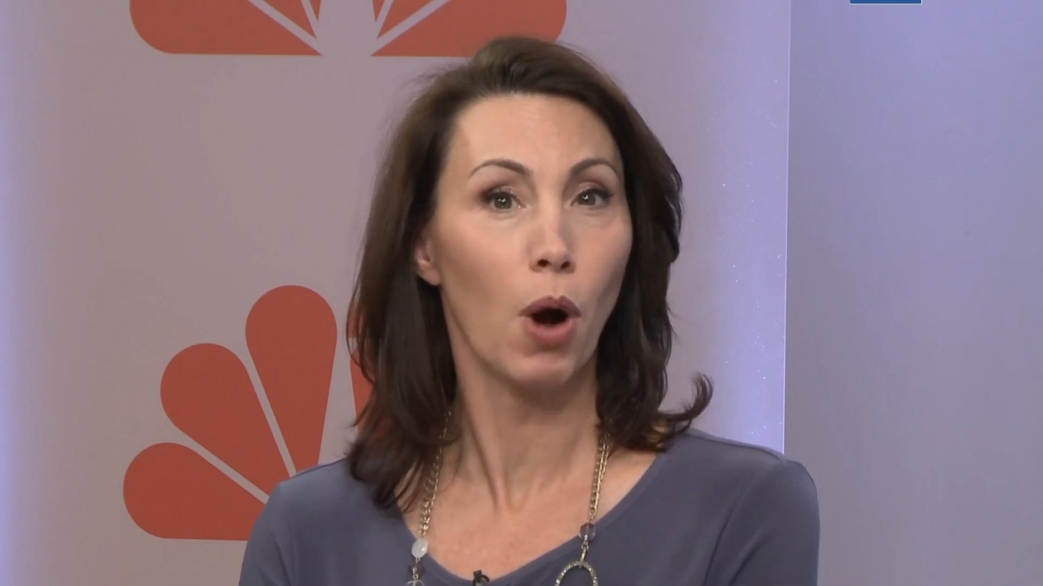 Reporter Betsy Kling Screencaps #tCnoLOeJ