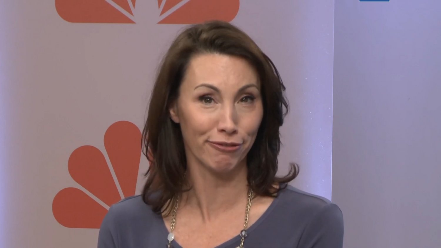 Reporter Betsy Kling Screencaps #tsyUssBq