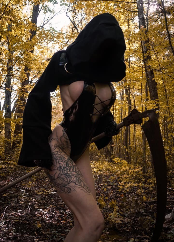 SHARON EHMAN. TOXIC VISION #M0OyiPeZ