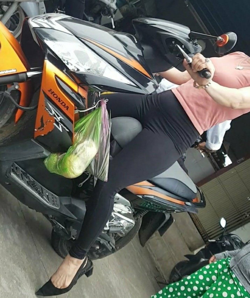 Chụp lén gái xinh mông to việt nam #tGotHbug