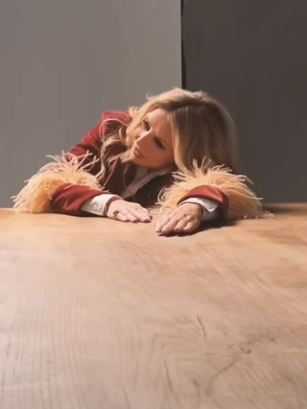 Carol #ZeyzE0ts