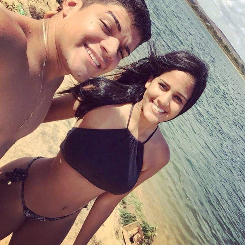Pareja #4CbskifT